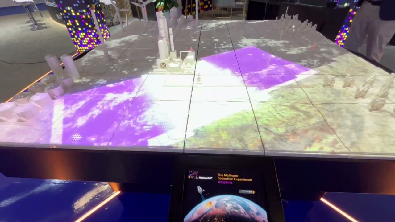 Projected light conforming to the dimensional LEGO terrain
